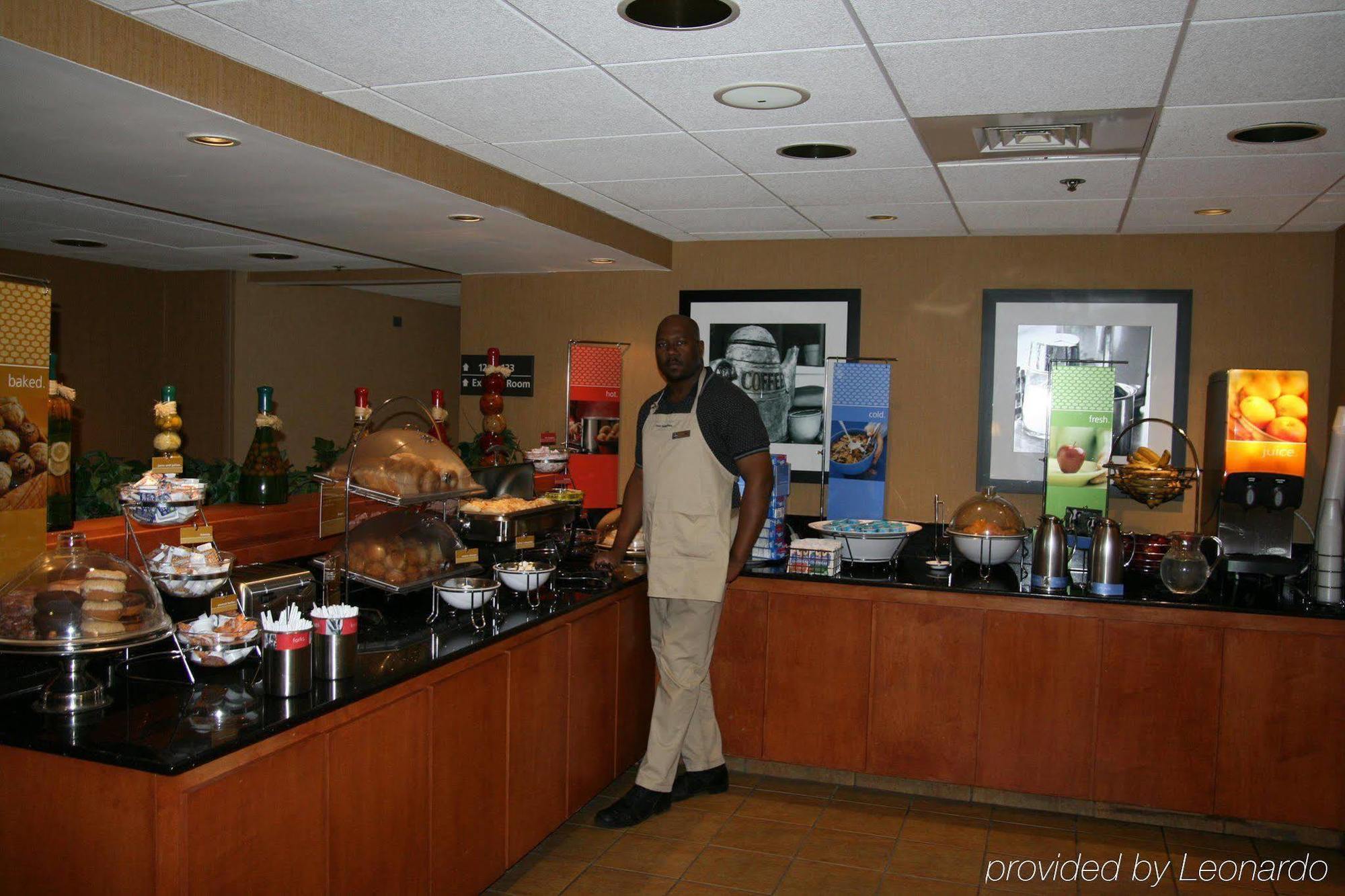 Four Points By Sheraton Chicago Westchester/Oak Brook Restaurant foto